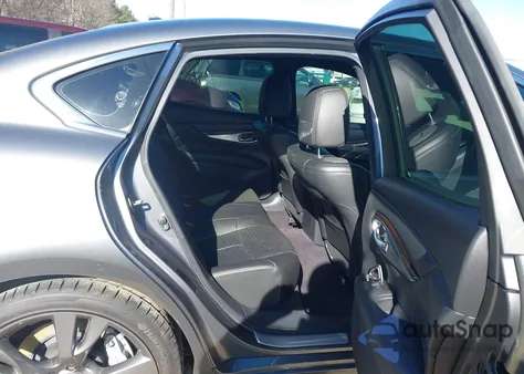 2019 Infiniti Q70 3.7 Luxe z USA, uszkodzony, nr VIN JN1BY1AP7KM500111